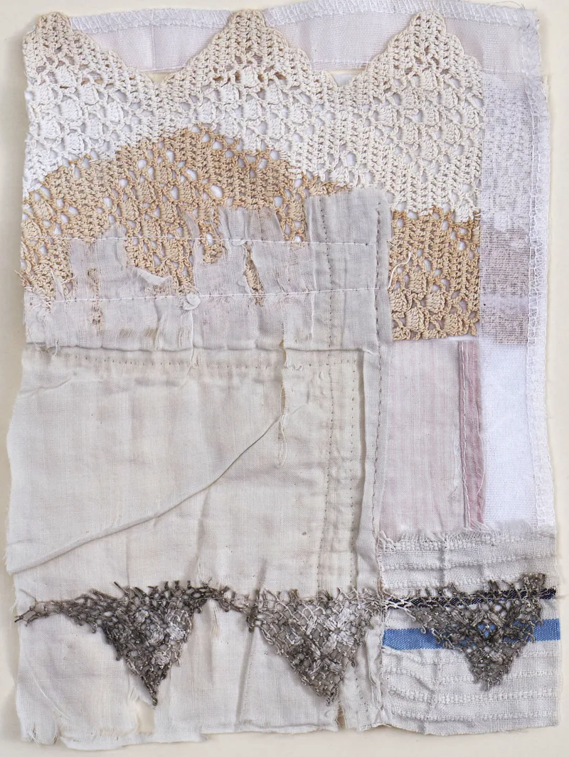 Fabric assemblage from lace fragments